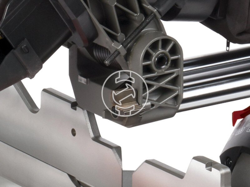 Milwaukee M18FMS305-121 akkus gérvágó