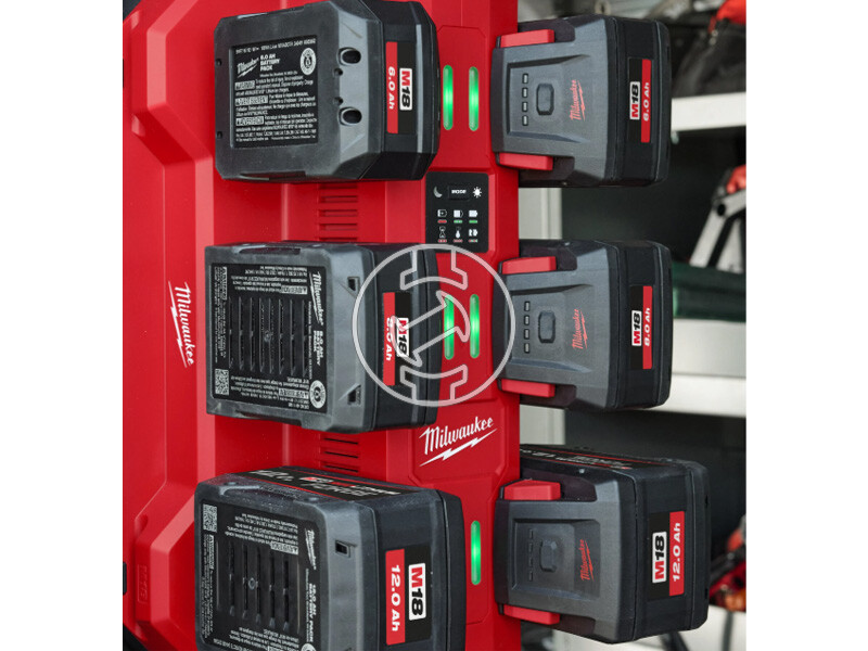 Milwaukee M18MPC6 akkumulátortöltő szerszámgépekhez