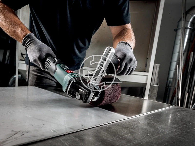 Metabo SE 17-200 RT elektromos palástcsiszoló metaBox