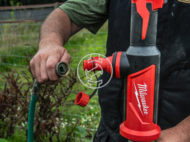 Milwaukee M18BLSWP-801 akkus vízszivattyú