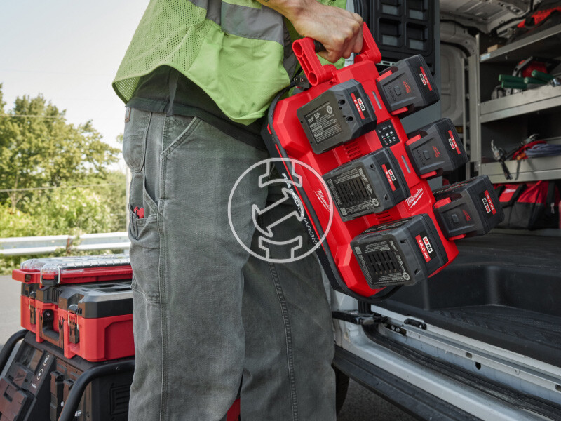 Milwaukee M18MPC6 akkumulátortöltő szerszámgépekhez