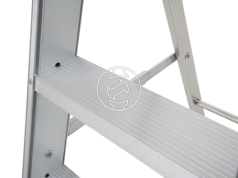 Zarges egyoldalon járható dobogós létra 8 fokos