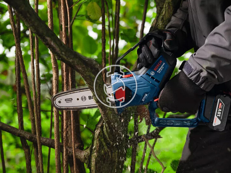 Bosch GKE 18V-20 akkus láncfűrész