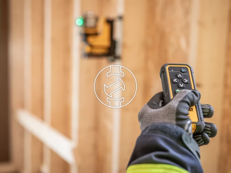 Kép: 18V 3360 TAVIRANYITASU ZOLD LEZER.webp