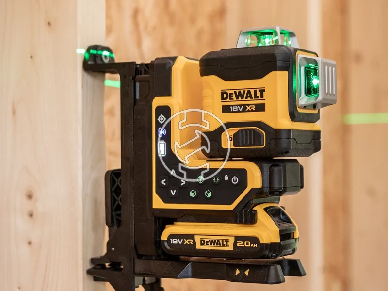 Kép: 18V 3360 TAVIRANYITASU ZOLD LEZER.webp