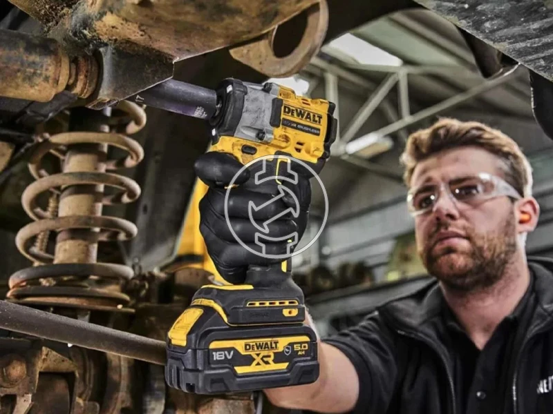 DeWalt DCF923N akkus ütvecsavarozó