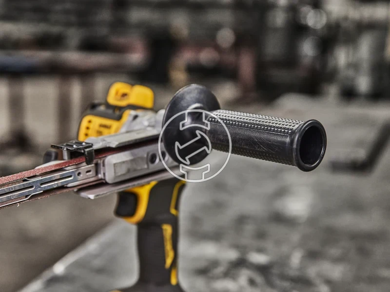 Kép: 18V XR SZALAGCSISZOLO KLT.webp