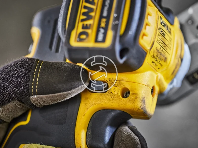 Kép: 18V XR SZALAGCSISZOLO KLT.webp