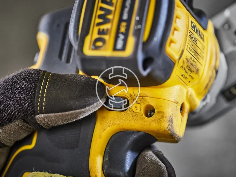 Kép: 18V XR SZALAGCSISZOLO KLT.webp