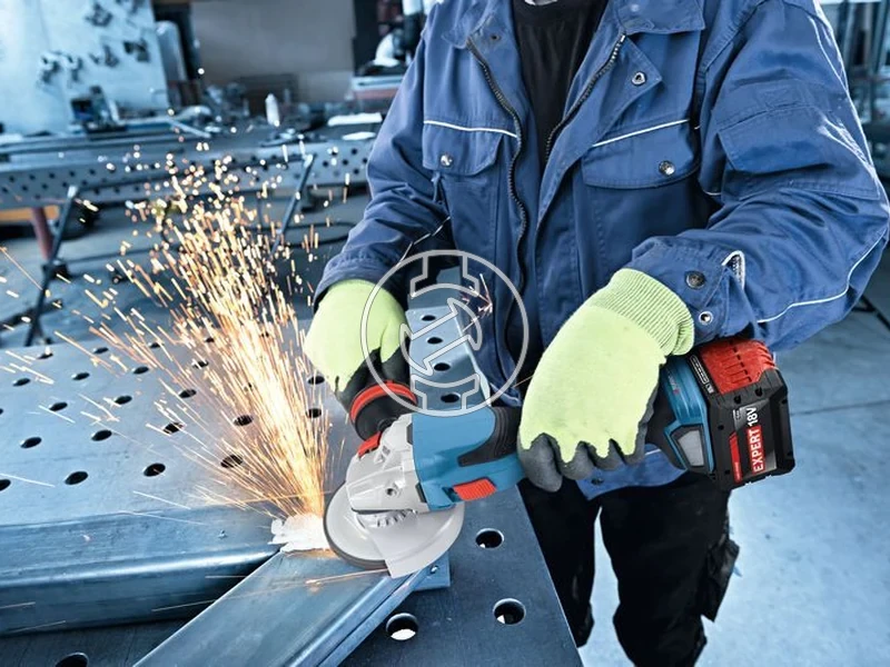 Kép: 1x EXBA 18V-150 Akkumulator kartondobozban.webp