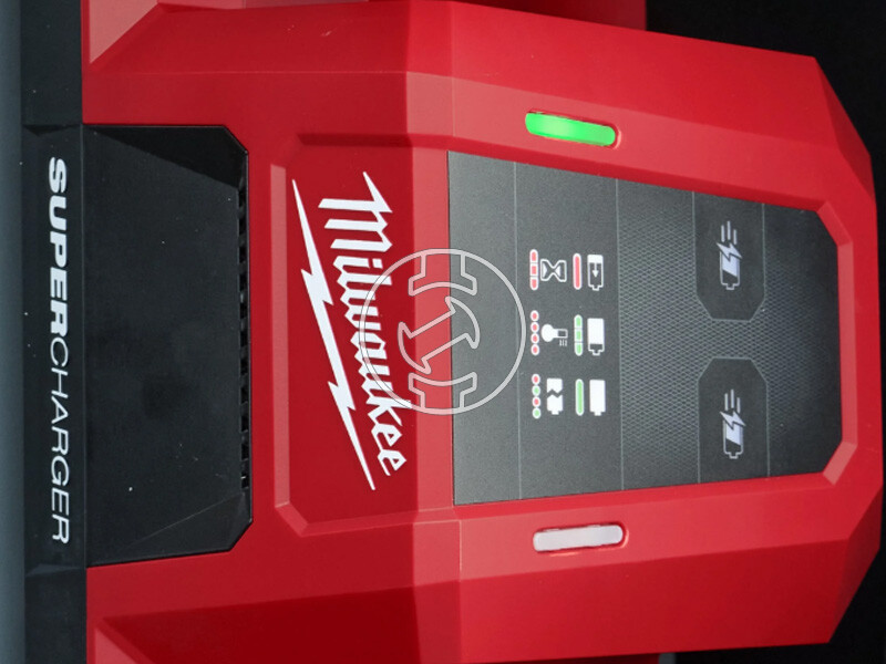Milwaukee M18MDBSC akkumulátortöltő szerszámgépekhez