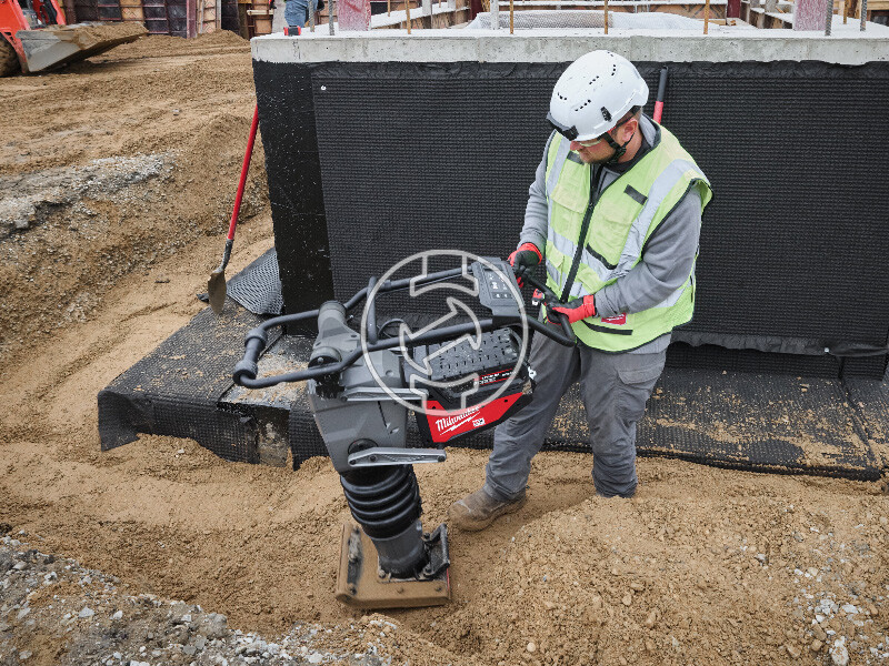 Milwaukee MXF RAM60-122IN2 akkus döngölőgép