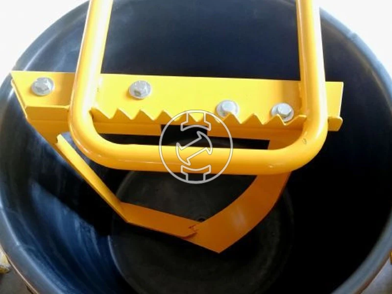 Omaer C60 Elektromos vödrös habarcs és betonkeverő