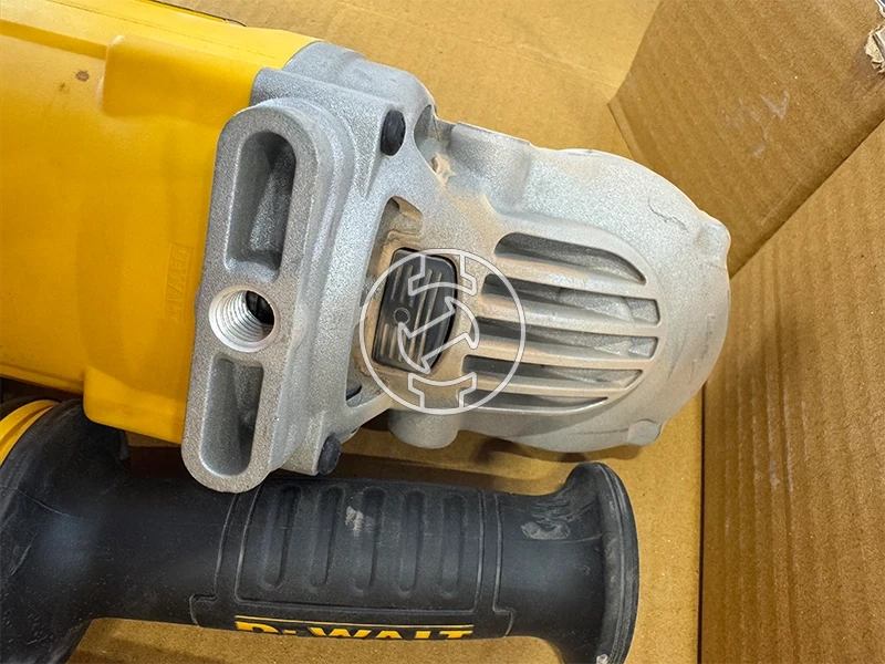 DeWalt DWE4559-QS sarokcsiszoló (értékcsökkent)