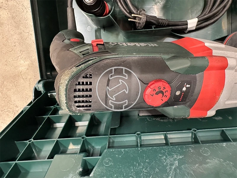 Metabo UHEV 2860-2 Quick elektromos fúrókalapács 230 V | 1100 W | 3,4 J | Betonban 28 mm | 3,3 kg | metaBOX-ban