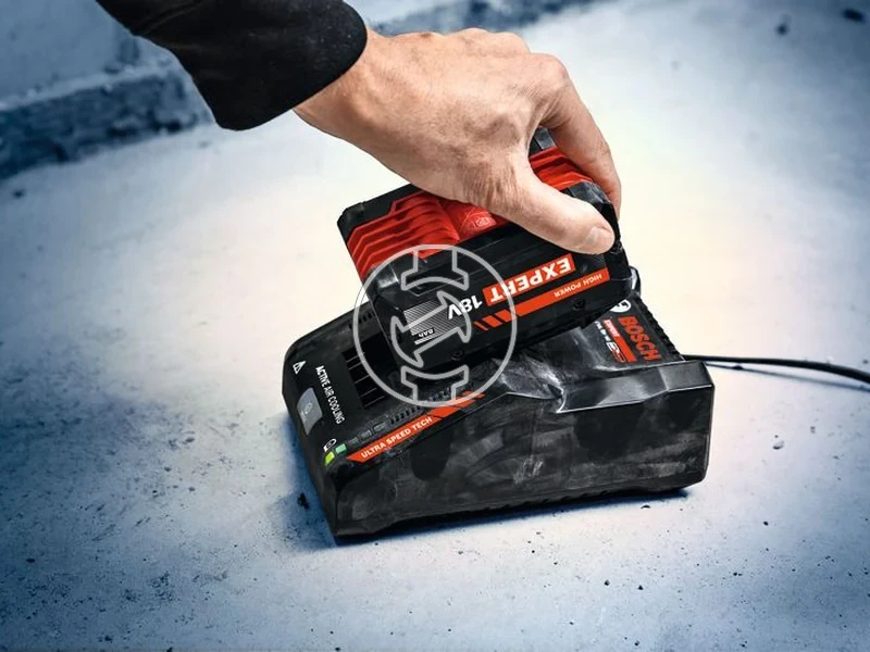 Kép: 2x EXBA 18V-80 Akkumulator kartondobozban.webp