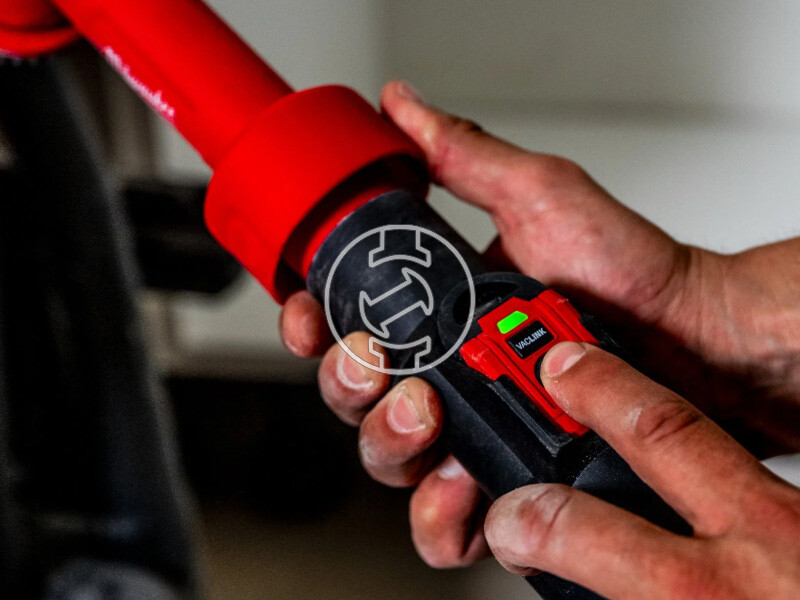 Milwaukee M18F2VC23LG2-0 akkus porszívó