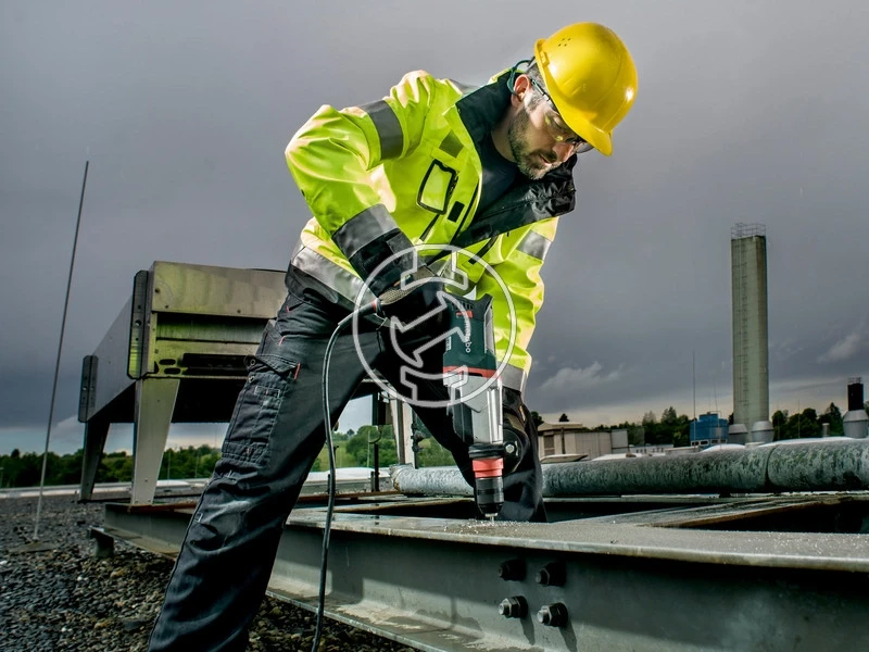 Metabo UHE 2660-2 Quick elektromos fúró-vésőkalapács set, metaBox