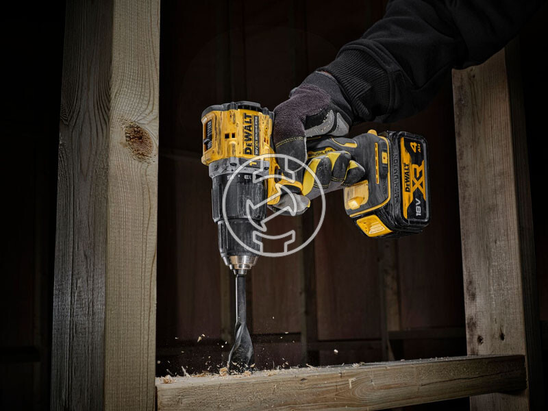 DeWalt DCD100YM2T-QW akkus ütvefúró-csavarozó