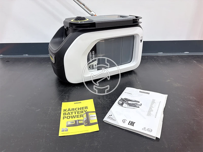 Karcher SE 3-18 COMP akkus kárpittisztító (újracsomagolt)