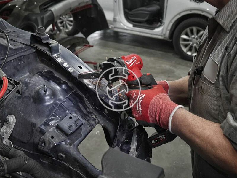 Milwaukee M12FBFL10-402B akkus keskeny szalagcsiszoló