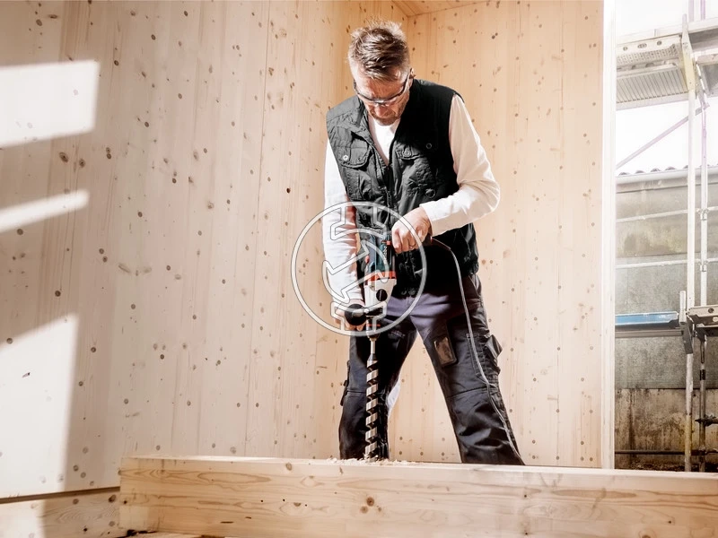 Metabo SBEV 1300-2 S elektromos ütvefúró metaBOX