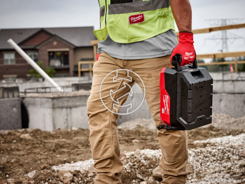 Milwaukee MXF FC akkumulátortöltő szerszámgépekhez