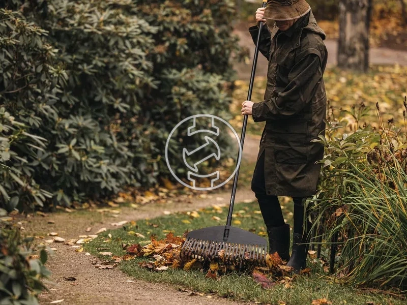 Fiskars Solid lombseprű fej L