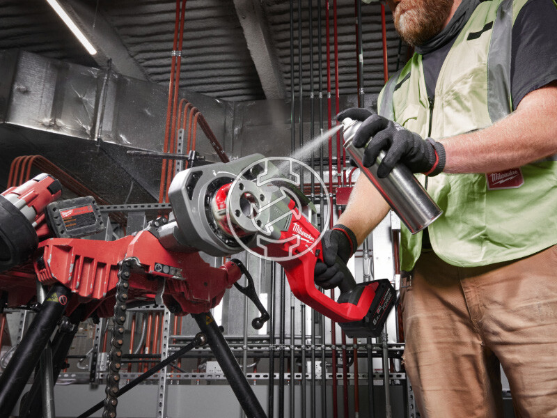 Milwaukee M18FPT114-802CA akkus menetvágó 4 x BSPT