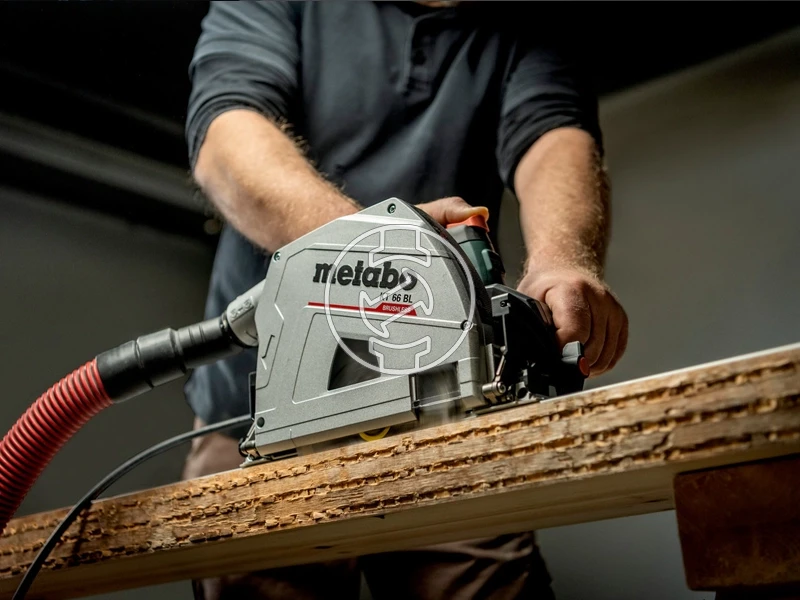 Metabo KT 66 BL elektromos merülő körfűrész + FS 160, mB340