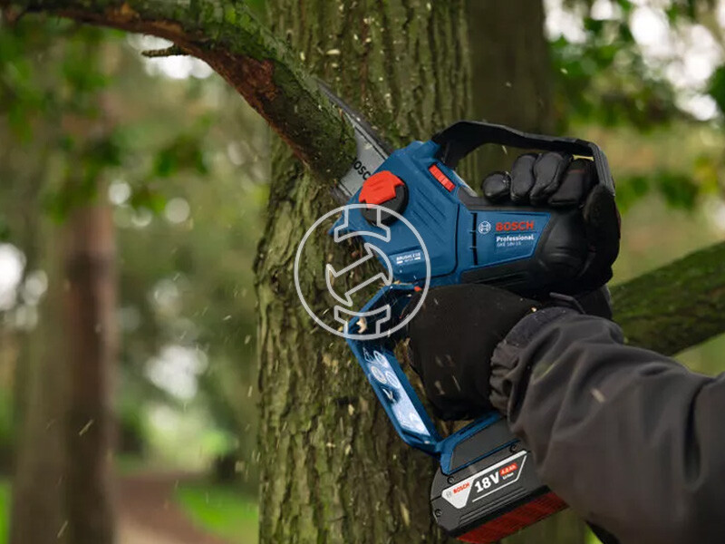 Bosch GKE 18V-15 akkus láncfűrész