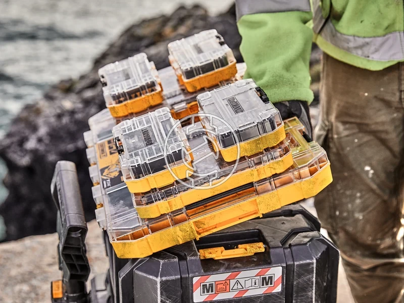 Kép: 85 DARABOSFURO- ES CSAVAROZO KLT.webp