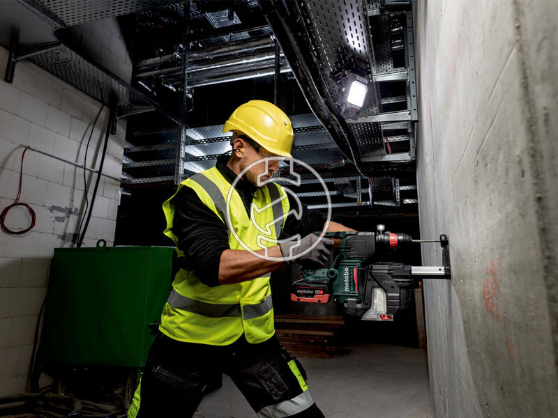 Metabo BSA 18 hordozható akkus LED reflektor