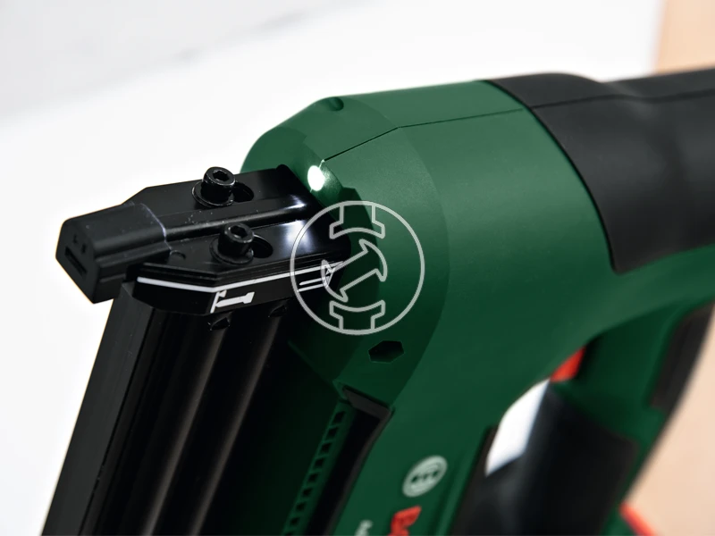 Bosch AdvancedTacker 18V-25 akkus kapcsozó