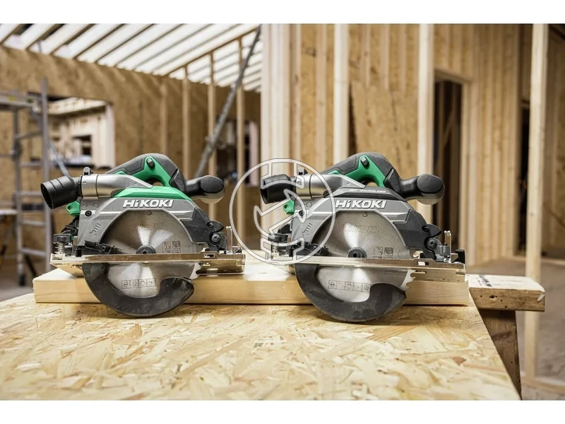 Kép: Akkus Korfuresz 165mm 2 uzemmod 20004300perc vagasmelyseg90 66mm 45 45mm gyorsfeklagyinditasnagy fenyereju LED 34Kg.webp