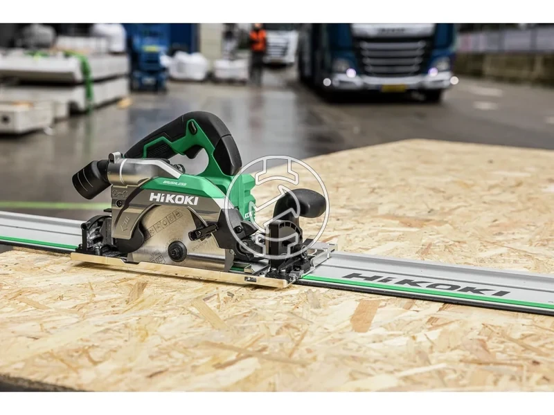 Kép: Akkus korfuresz 165mm Vezetosinre rakhato ket uzemmod 25004500 fordperc vagasmelyseg 66 mm 2x1850MA.webp