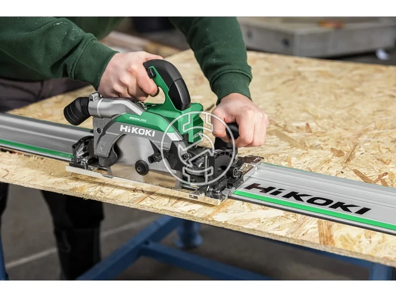 Kép: Akkus korfuresz 165mm Vezetosinre rakhato ket uzemmod 25004500 fordperc vagasmelyseg 66 mm.webp