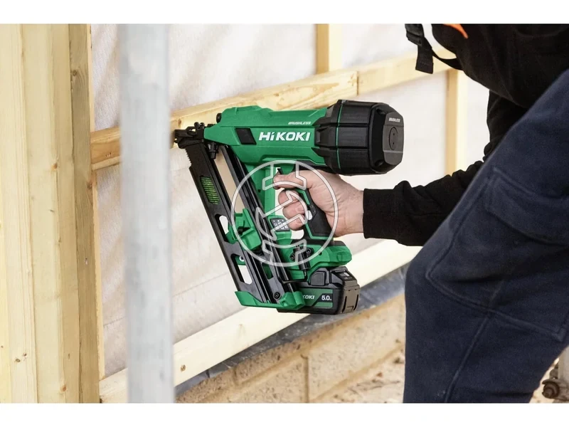 Kép: Akkus legrugos keret szegezo 30D-fej 50-90mm szeg tar 50 szog 27szogsec 30-34 37Kg LED akku es tolto nelkul.webp