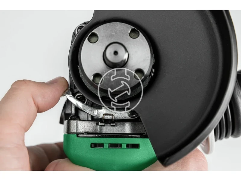 Kép: Akkus sarokcsiszolo 900W BASIC 115mm Csuszo kapcsolo UVP elektr. fekaut.fordulatszerszammentes burkolat allitas 3 Kg.webp