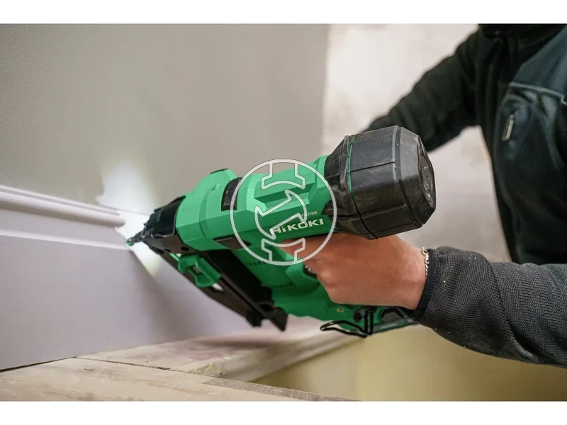 Kép: Akkus szegbelovo 32 mm 65 mm18mm Tarkapacitas 100 szog kar 3 szogmasodperc Egyszeri vagy ismetlodo funkcio.webp