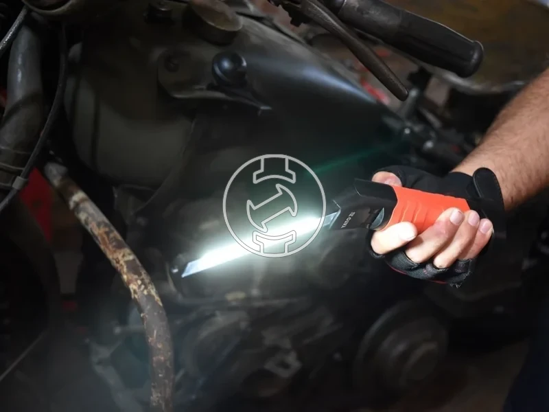 Kép: Akkus szerelo LED lampa 5W3W YATO.webp