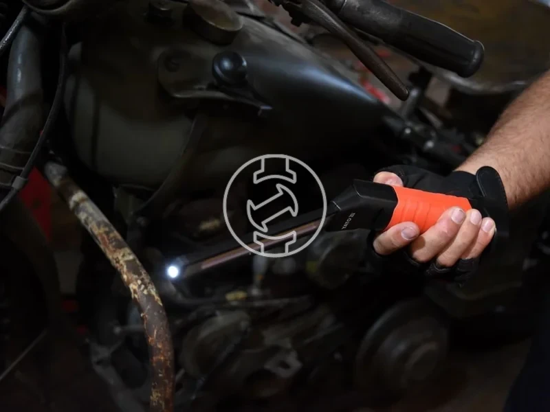 Kép: Akkus szerelo LED lampa 5W3W YATO.webp