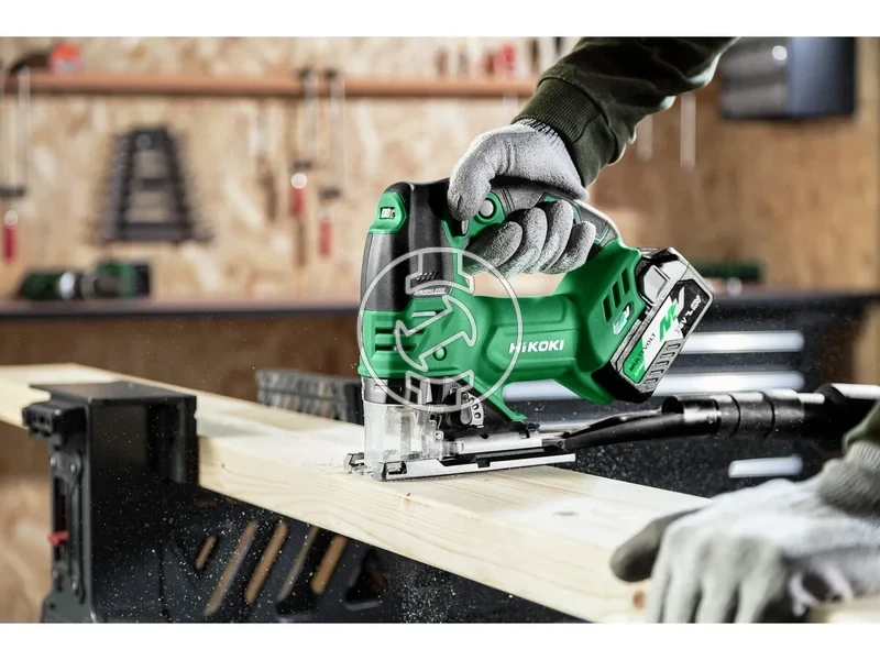 Kép: Akkus szurofuresz Fa 160mm lagyacel 10mm INOX 32mm koriv 25mm Max. vagasi szog 45Uresjarati loketszam 800 - 3500min 27Kg.webp