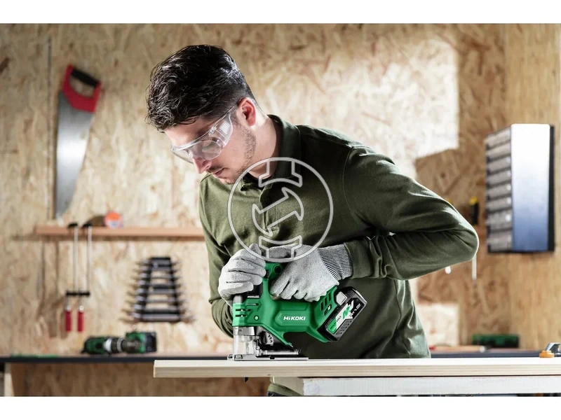 Kép: Akkus szurofuresz Fa 160mm lagyacel 10mm INOX 32mm koriv 25mm Max. vagasi szog 45Uresjarati loketszam 800 - 3500min 27Kg.webp