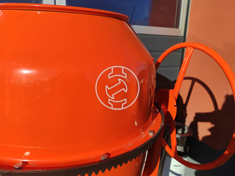 Altrad B1510FK elektromos betonkeverő értékcsökkent | 230 V | 1000 W | 155 l | Ékszíjas