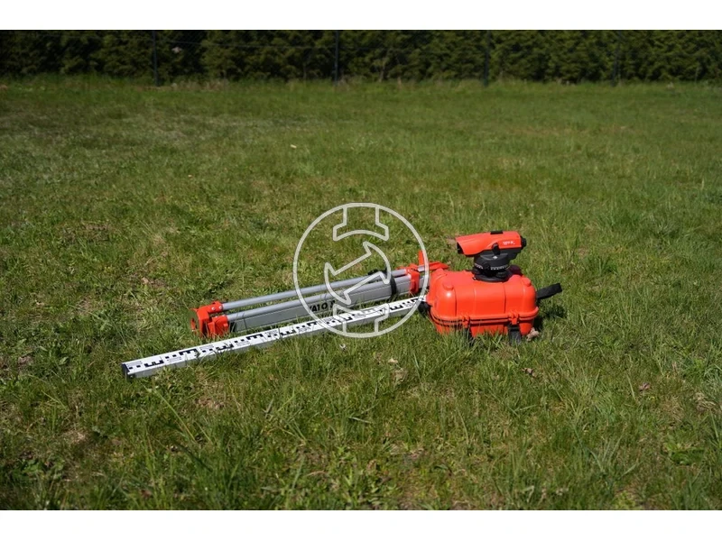 Kép: Automata optikai szintezo 32 IP66 keszlet szintezoleccel es allvannyal.webp