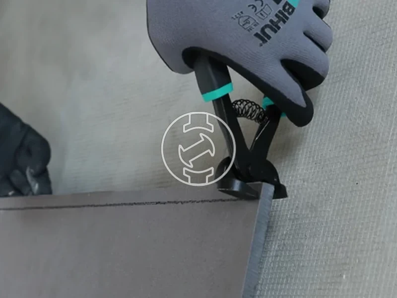 Kép: BIHUI Csempecsipo fogo rugos 20mm.webp