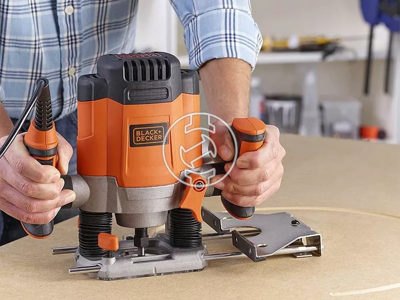 Black+Decker KW1200EKA-QS elektromos felsőmaró