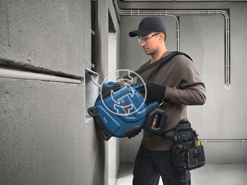 Kép: Bosch 06019T0000 Akkus kabelbehuzo 30 m behuzoszalag_1.webp