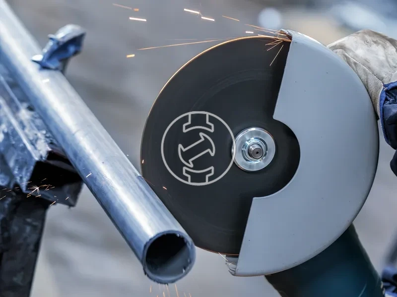 Bosch 230 x 22,23 x 1,6 mm vágókorong